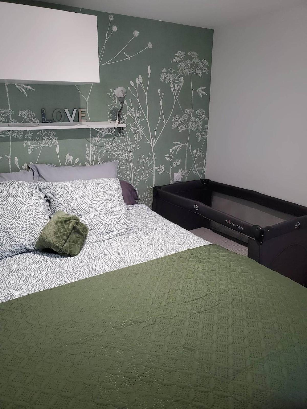 Gite Studio 4 A 6 Personnes Doué-la-Fontaine Eksteriør bilde